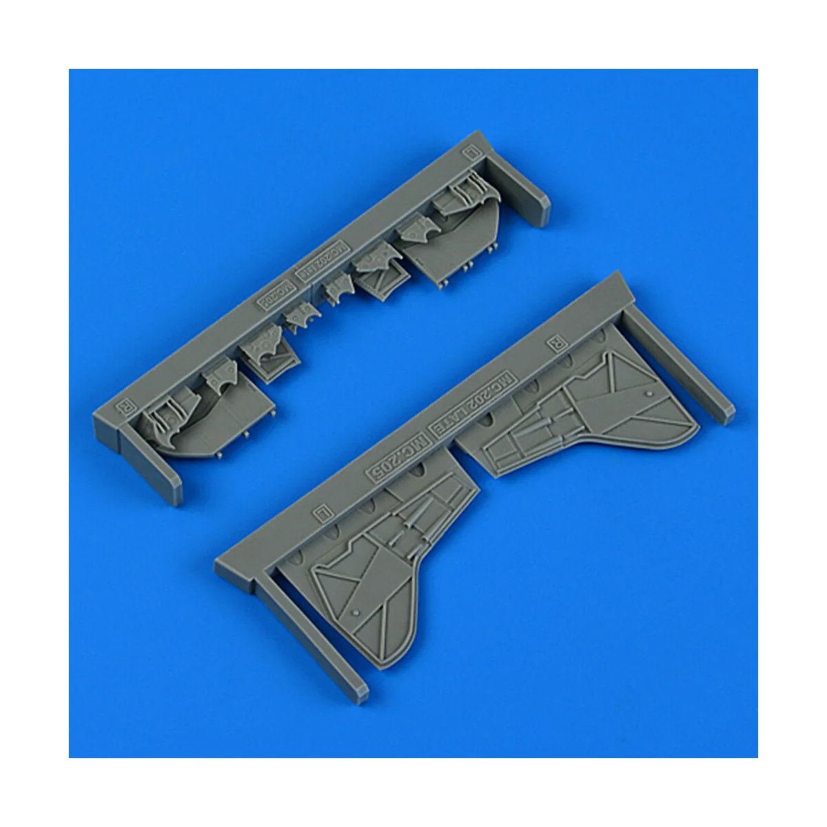 Macchi MC.202 late / MC.205 undercarriage covers, 1/32 - Quickboost...