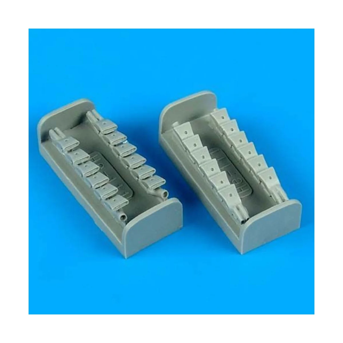 Heinkel He 111H-4/H-6 exhaust für Revell Bausatz, 1/48 - Quickboost... Heinkel He 111H-4/H-6 exhaust für Revell Bausatz, 1/48 - Quickboost...