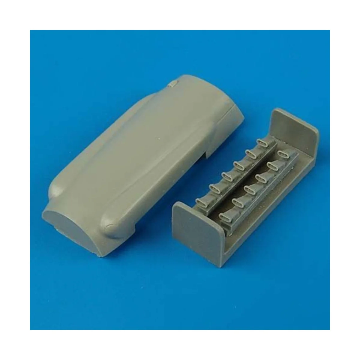 Spitfire Mk. XIV cowling and exhaust for Academy kit - Quickboost Q...