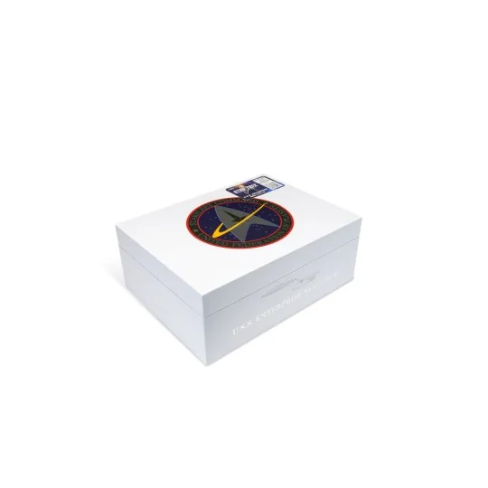 Star Trek - USS Enterprise NCC-1701-D (The Next Generation) - Corgi... Star Trek - USS Enterprise NCC-1701-D (The Next Generation) - Corgi...