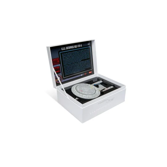 Star Trek - USS Enterprise NCC-1701-D (The Next Generation) - Corgi... Star Trek - USS Enterprise NCC-1701-D (The Next Generation) - Corgi...