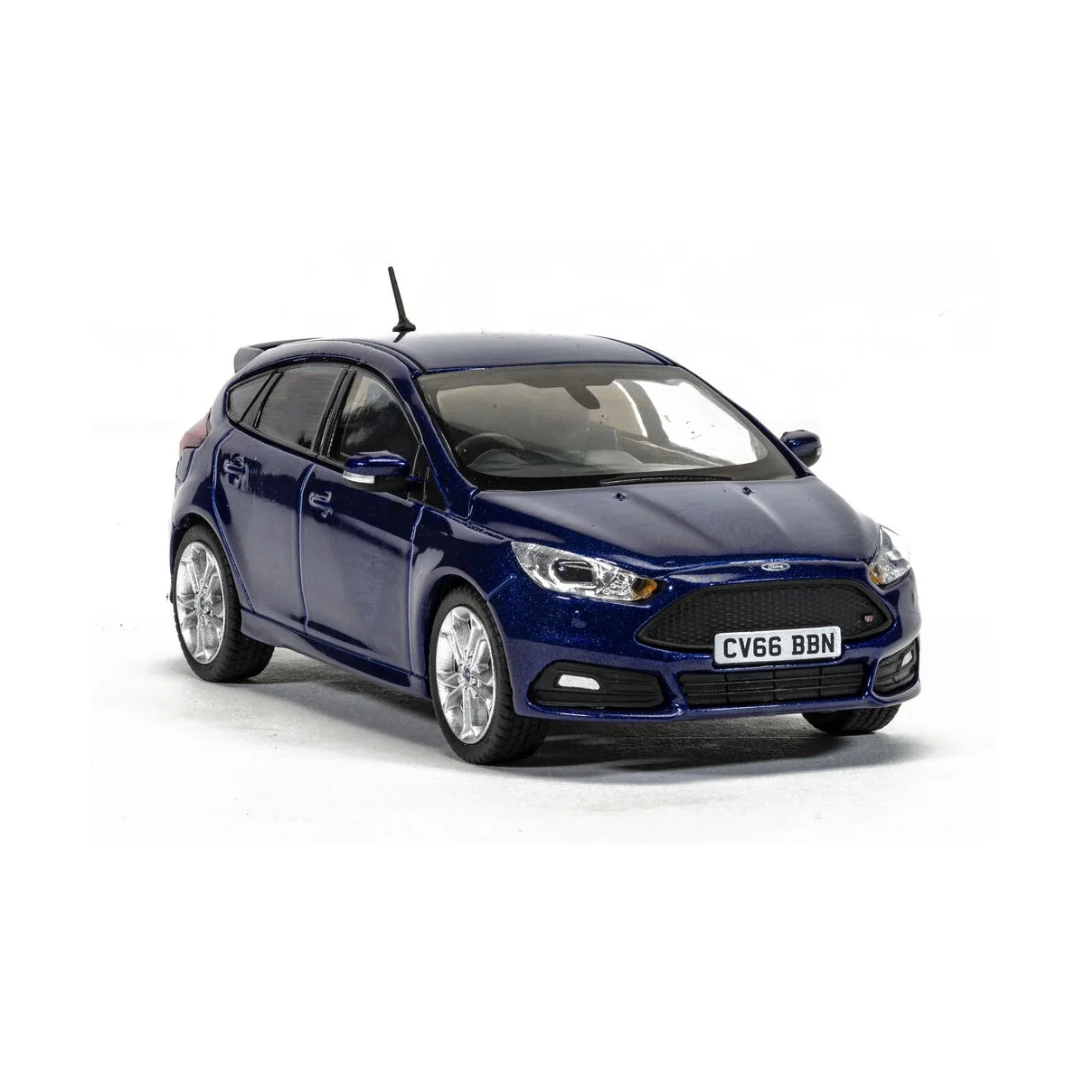 Ford Focus Mk3 ST, Deep Impact Blue, 1/43 - Corgi VA15307 Ford Focus Mk3 ST, Deep Impact Blue, 1/43 - Corgi VA15307