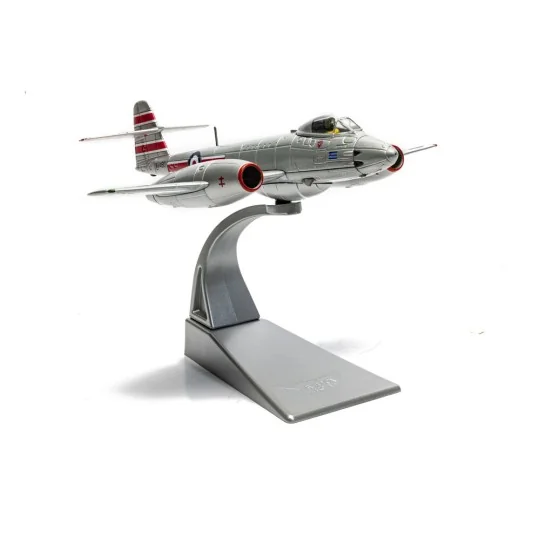 Gloster Meteor F.Mk.8. WH480 'M'. RAF Biggin Hill. 1953, 1/72 - Cor... Gloster Meteor F.Mk.8. WH480 'M'. RAF Biggin Hill. 1953, 1/72 - Cor...