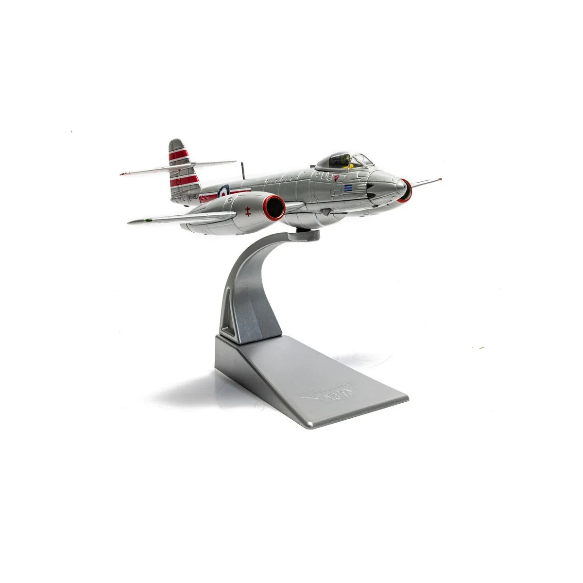 Gloster Meteor F.Mk.8. WH480 'M'. RAF Biggin Hill. 1953, 1/72 - Cor... Gloster Meteor F.Mk.8. WH480 'M'. RAF Biggin Hill. 1953, 1/72 - Cor...