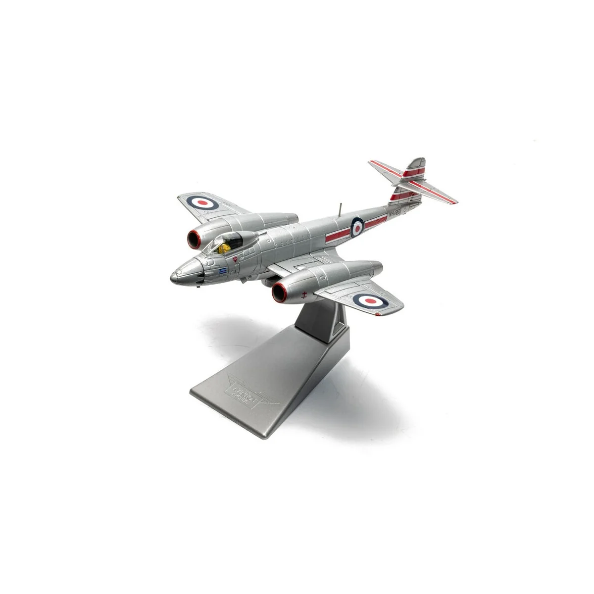 Gloster Meteor F.Mk.8. WH480 'M'. RAF Biggin Hill. 1953, 1/72 - Cor... Gloster Meteor F.Mk.8. WH480 'M'. RAF Biggin Hill. 1953, 1/72 - Cor...