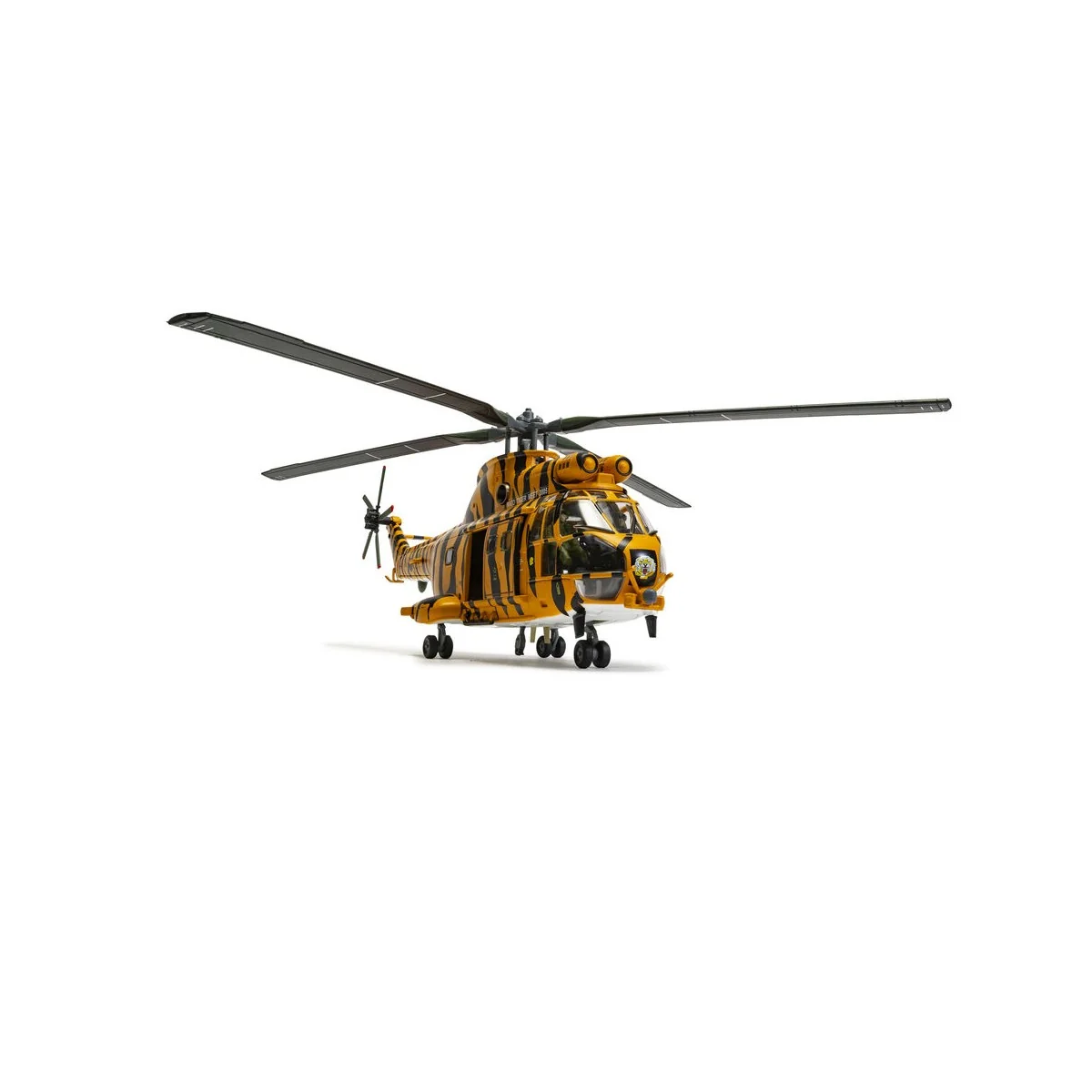 Westland Puma HC-1 - NATO Tiger Meet livery - RIAT 2005, 1/72 - Cor...