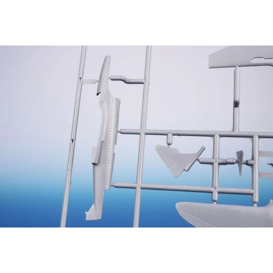 Bugatti 100 'French Racer Plane', 1/72 - Special Hobby 100-SH72457