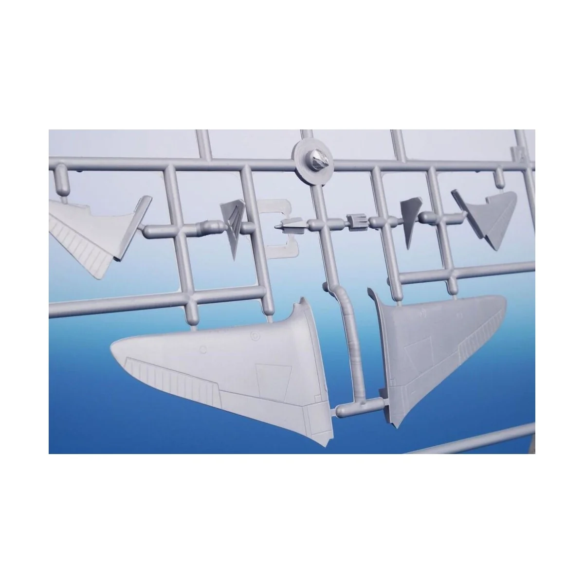 Bugatti 100 'French Racer Plane', 1/72 - Special Hobby 100-SH72457