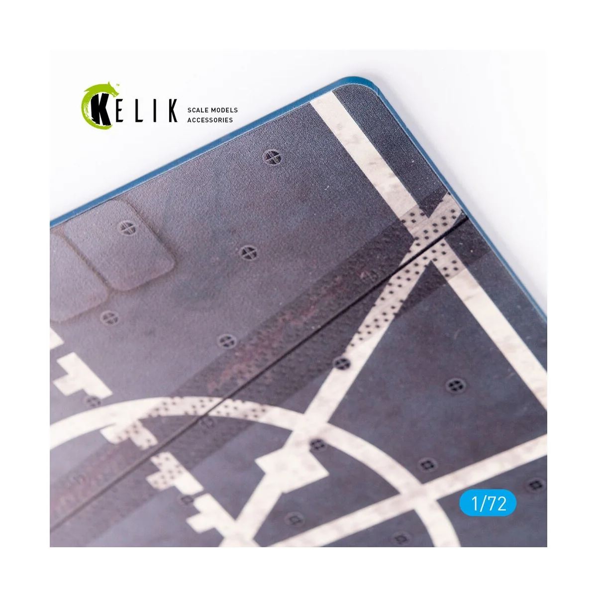 Arleygh Burke-class Base - Acrylic 3 mm (180 x 214 mm) 1/72 - Kelik...