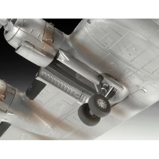 Lockheed L-1049G Super Constellation, 1/144 - Revell 03745