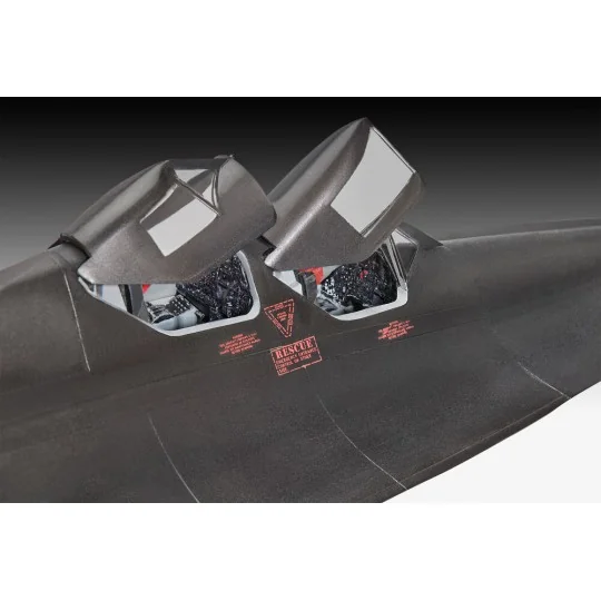 Lockheed SR-71B Blackbird, 1/48 - Revell 03751