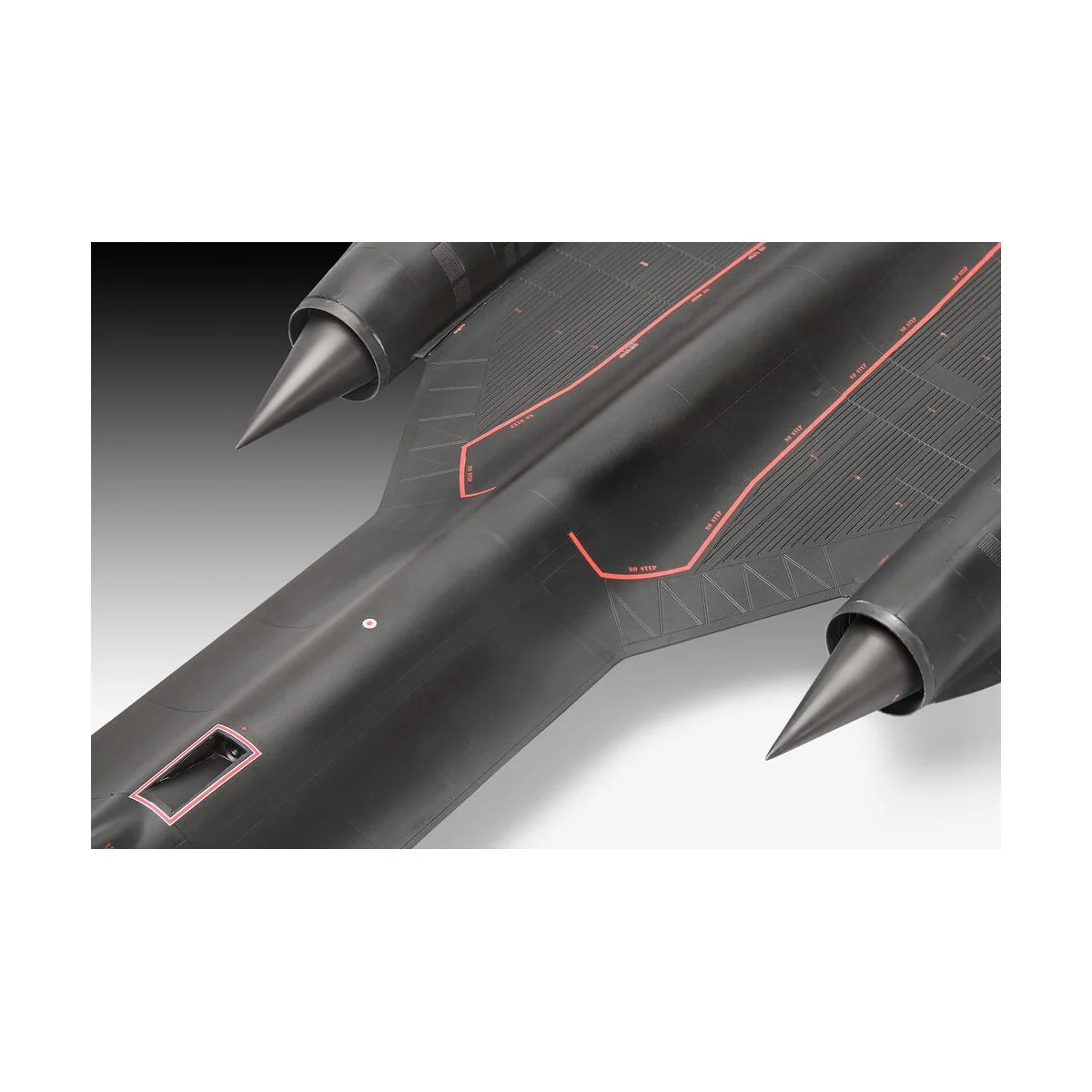 Lockheed SR-71B Blackbird, 1/48 - Revell 03751