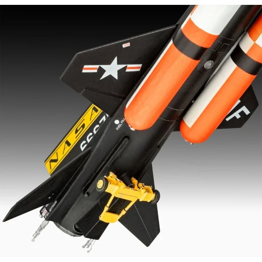 Boeing NB-52 & X-15 "Platinum Edition", 1/72 - Revell 03793 Boeing NB-52 & X-15 "Platinum Edition", 1/72 - Revell 03793