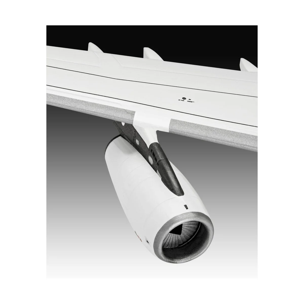 A340-300 Lufthansa New Livery, 1/144 - Revell 03803