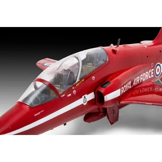 BAe Hawk T.1A RAF Red Arrows, 1/32 - Revell 04284