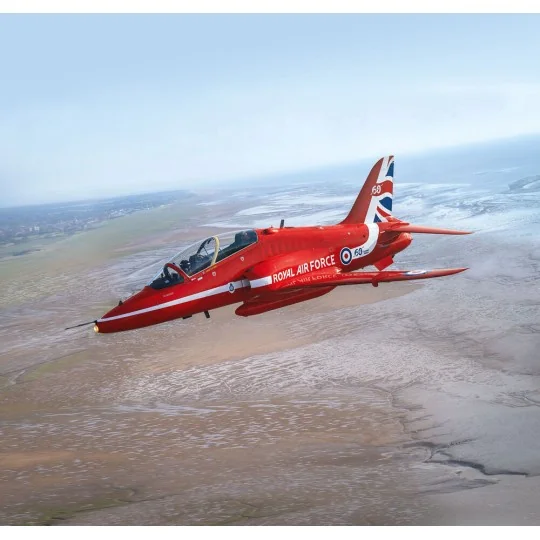 BAe Hawk T.1A RAF Red Arrows, 1/32 - Revell 04284