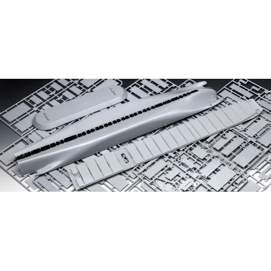 Container Ship COLOMBO EXPRESS, 1/700 - Revell 05152