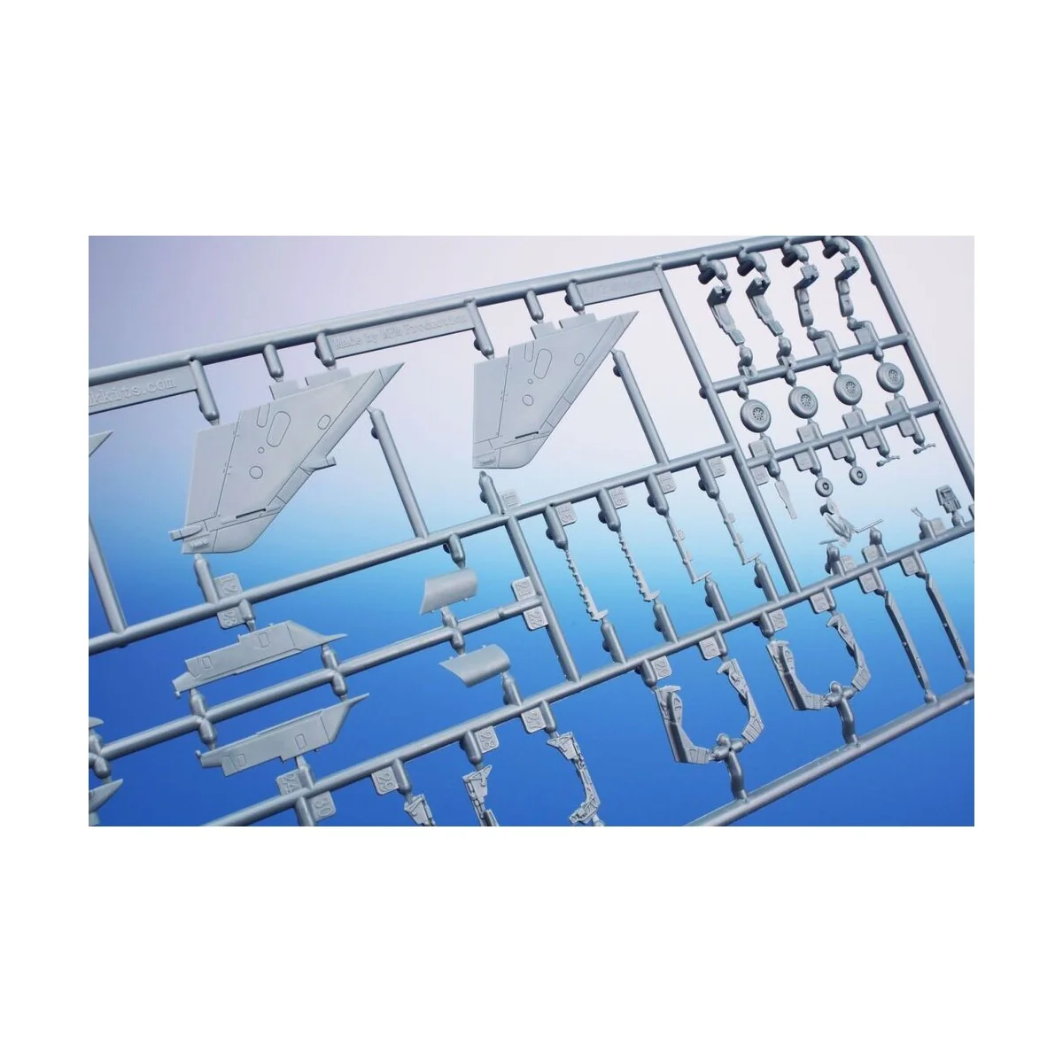 Mirage F.1CT 'Fighter-Bomber Version', 1/72 - Special Hobby 100-SH7... Mirage F.1CT 'Fighter-Bomber Version', 1/72 - Special Hobby 100-SH7...