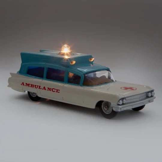 Cadillac Superior Ambulance 437 - Corgi CD54321016