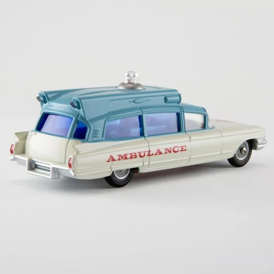 Cadillac Superior Ambulance 437 - Corgi CD54321016
