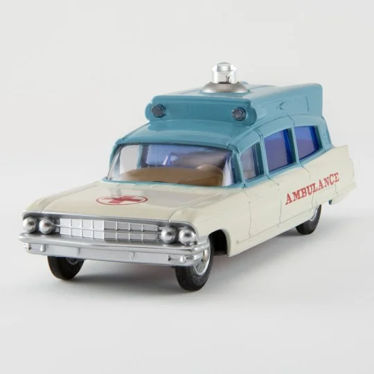 Cadillac Superior Ambulance 437 - Corgi CD54321016