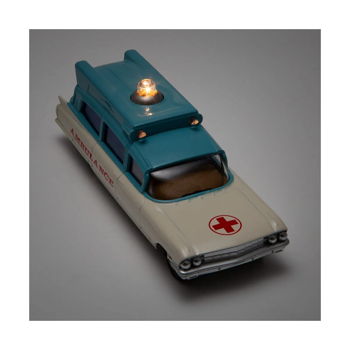 Cadillac Superior Ambulance 437 - Corgi CD54321016