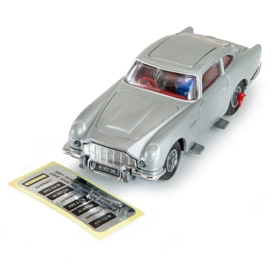 270 - James Bond Aston Martin DB5 - Corgi CD54321051