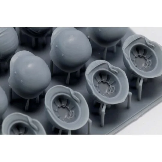 German helmets set (WWII), 1/35 - Royal Model RM1159