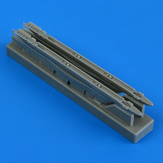 Sepecat Jaguar GR.1/GR.1a upper pylons with adapters, 1/48 - Quickb...