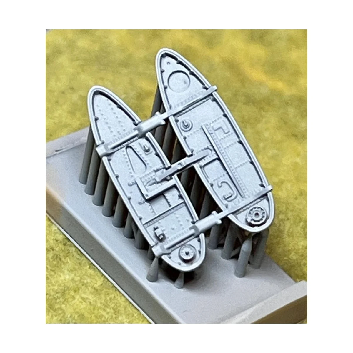 Wessex HC.2 Tail hinge for Airfix kit, 1/72 - Clear Prop Accessorie...