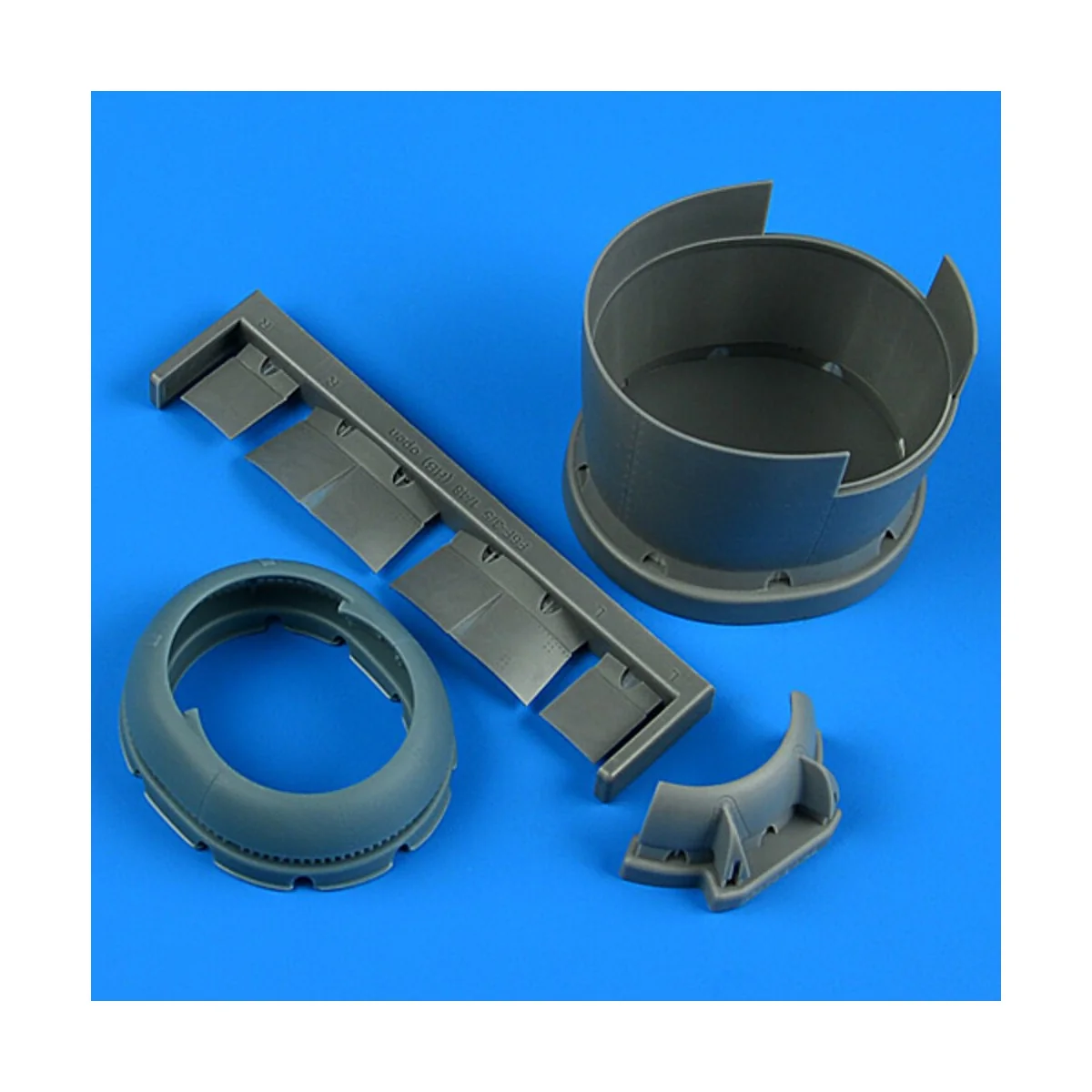 F6F-5 Hellcat cowling and cooling flaps (opened) for Hobby Boss, 1/...